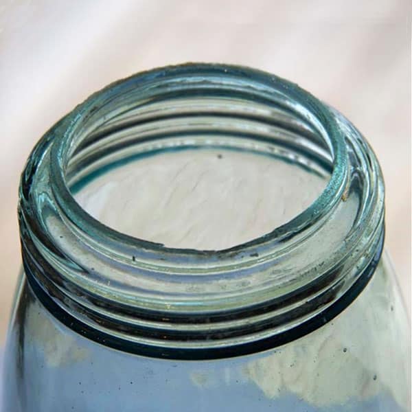 The Hero Ine - FOHBC Virtual Museum of Historical Bottles and Glass